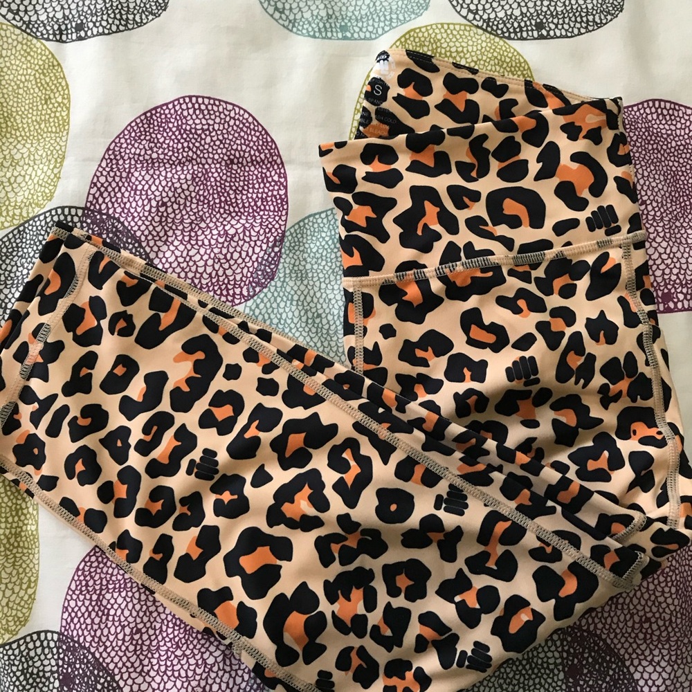 Feed Me Fight Me Cheetah Cropped Leggings